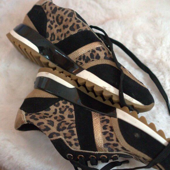 Geox Respira Leopard Prints Sneakers - Picture 2 of 6